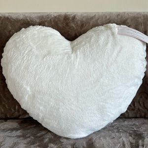 COPY - Cupcakes and Cashmere White Faux Fur Pillow Heart Valentines 💓🤍NEW